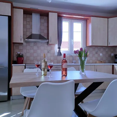 Blue Lagoon Luxury A3 Apartamento *