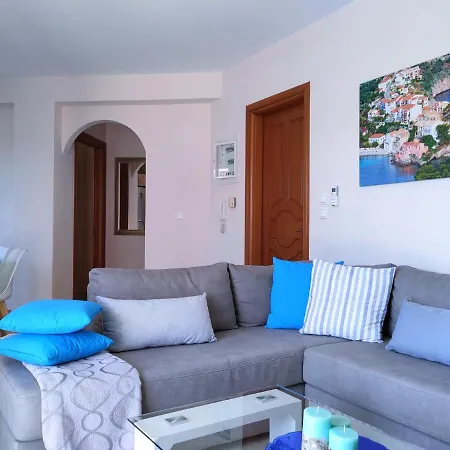 Blue Lagoon Luxury A3 *